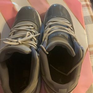 2018 release cool grey 11 low gently worn